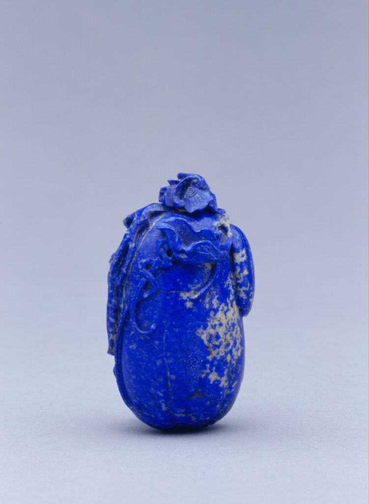 图片[1]-Lapis lazuli carved melon butterfly snuff bottle-China Archive